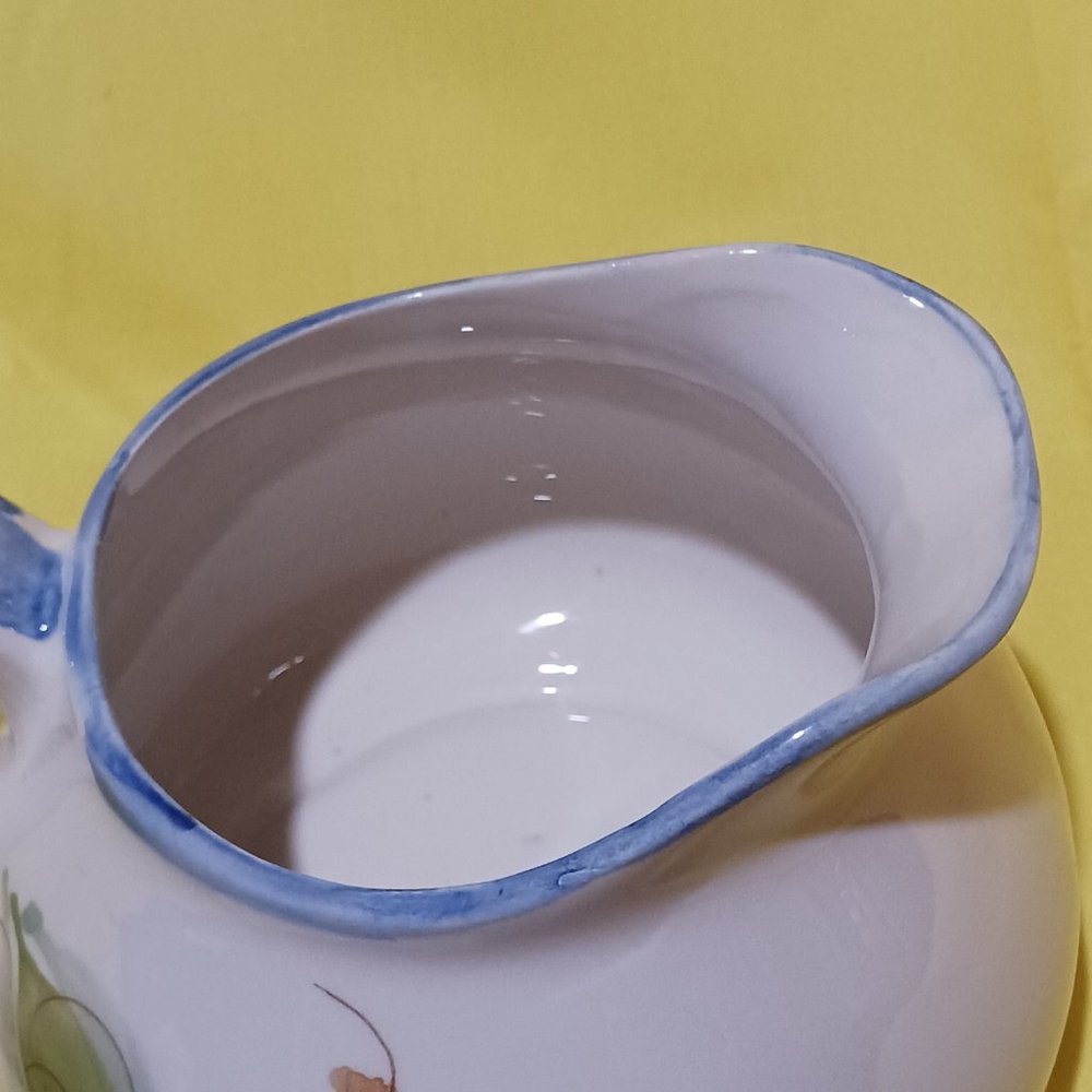Hand painted pitcher - Picture 5 of 10